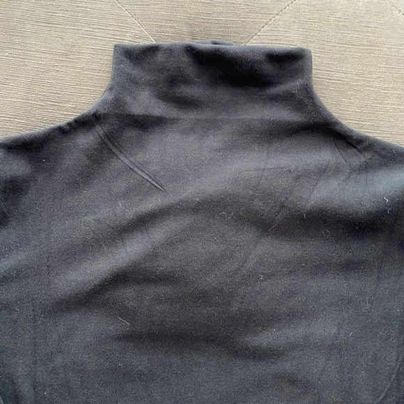 Mock neck long sleeve - Picture 2 of 4